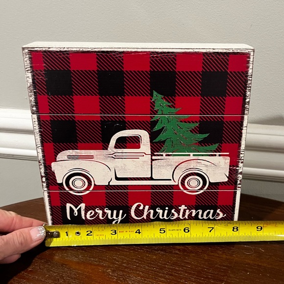 Merry Christmas Wooden Square - Wagon with tree and Red Buffalo Plaid - NWOT - Picture 4 of 6
